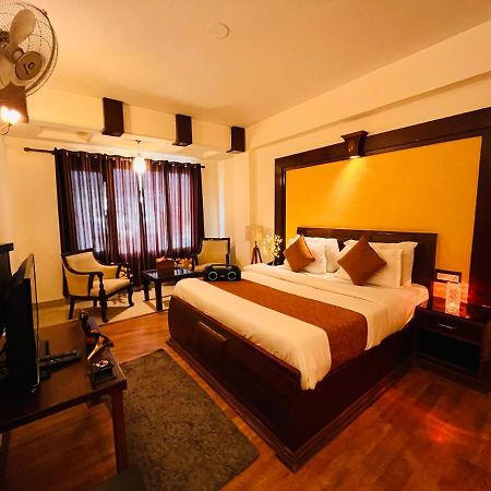 Snow Palm Resort, Manali エクステリア 写真