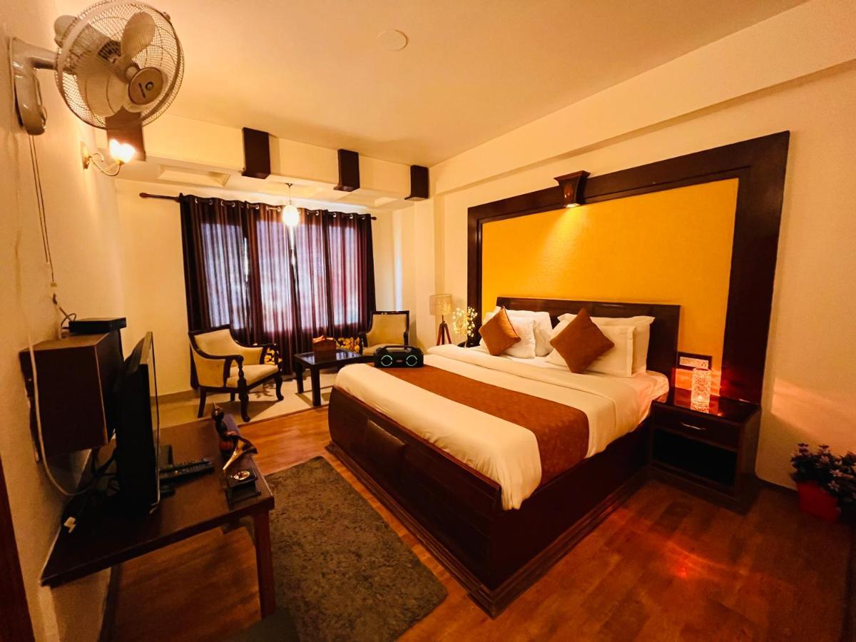 Snow Palm Resort, Manali エクステリア 写真